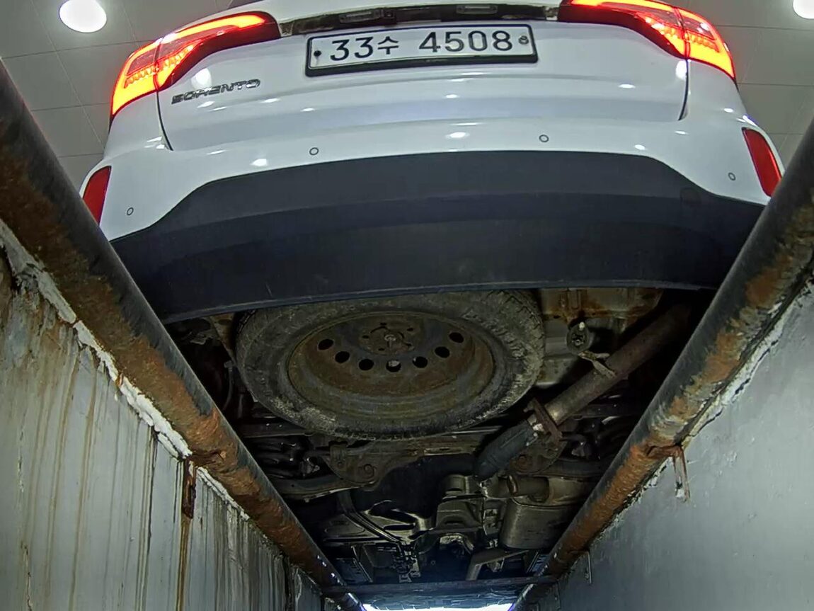 KIA NEW SORENTO R R2.0 2WD LIMITED 2014 - zdjęcie 8