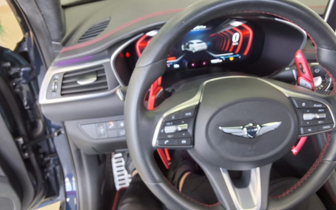 GENESIS G70 3.3T SPORTS PRESTIGE 2019 - zdjęcie 17