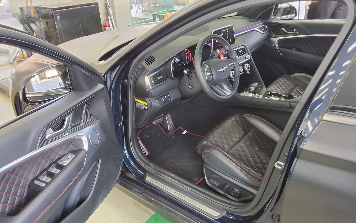 GENESIS G70 3.3T SPORTS PRESTIGE 2019 - zdjęcie 10