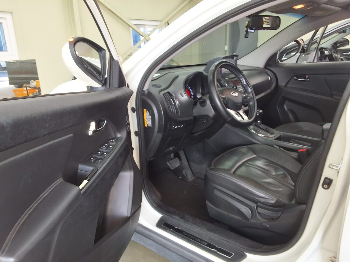 KIA SPORTAGE R DIESEL R2.0 2WD TLX PREMIUM 2011 - zdjęcie 11