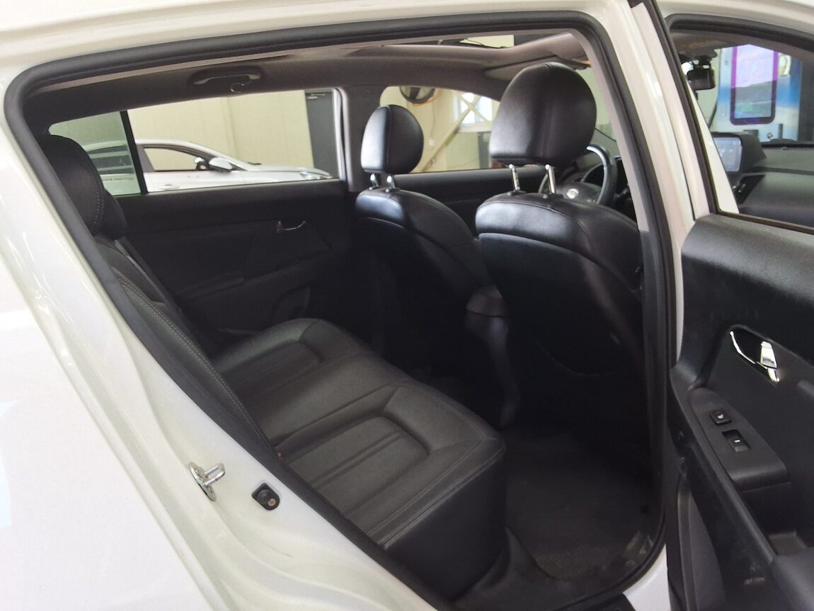 KIA SPORTAGE R DIESEL R2.0 2WD TLX PREMIUM 2011 - zdjęcie 14