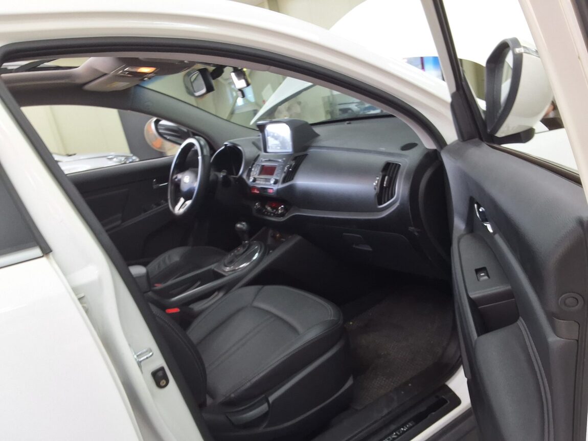 KIA SPORTAGE R DIESEL R2.0 2WD TLX PREMIUM 2011 - zdjęcie 15