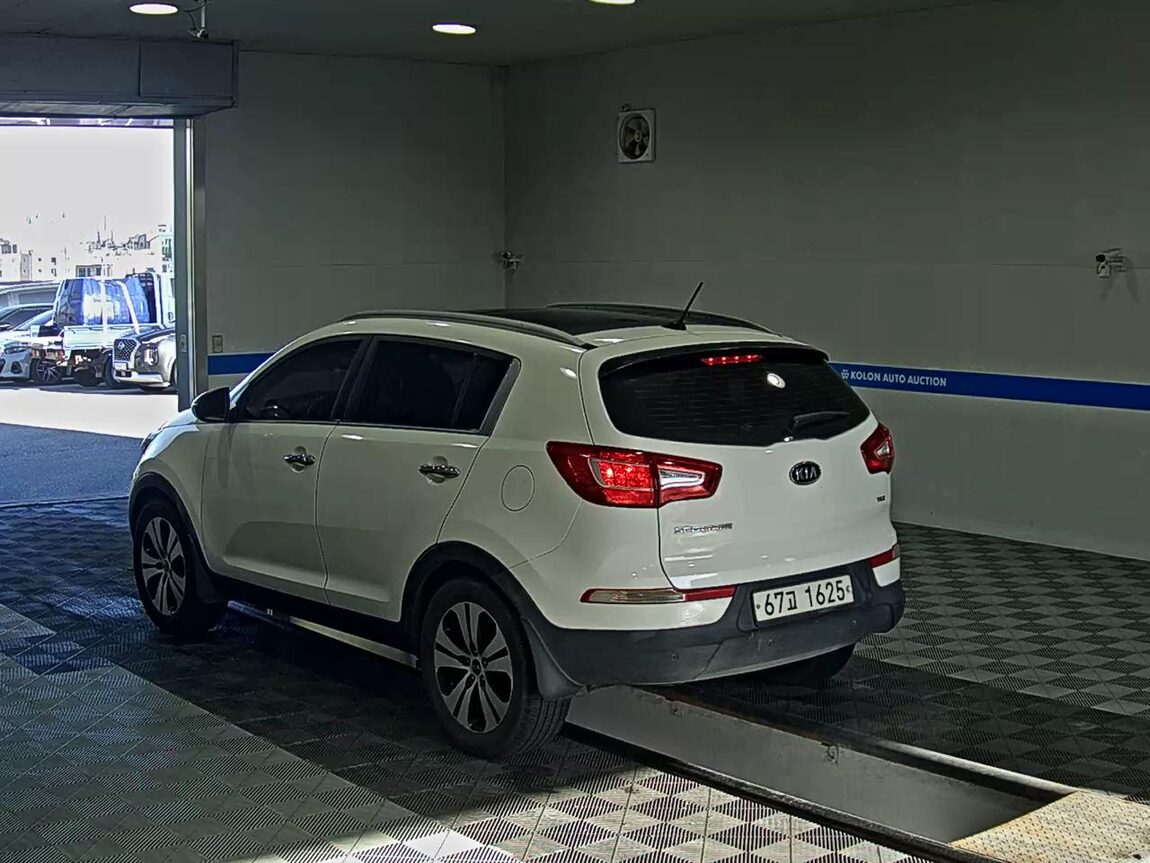 KIA SPORTAGE R DIESEL R2.0 2WD TLX PREMIUM 2011 - zdjęcie 6