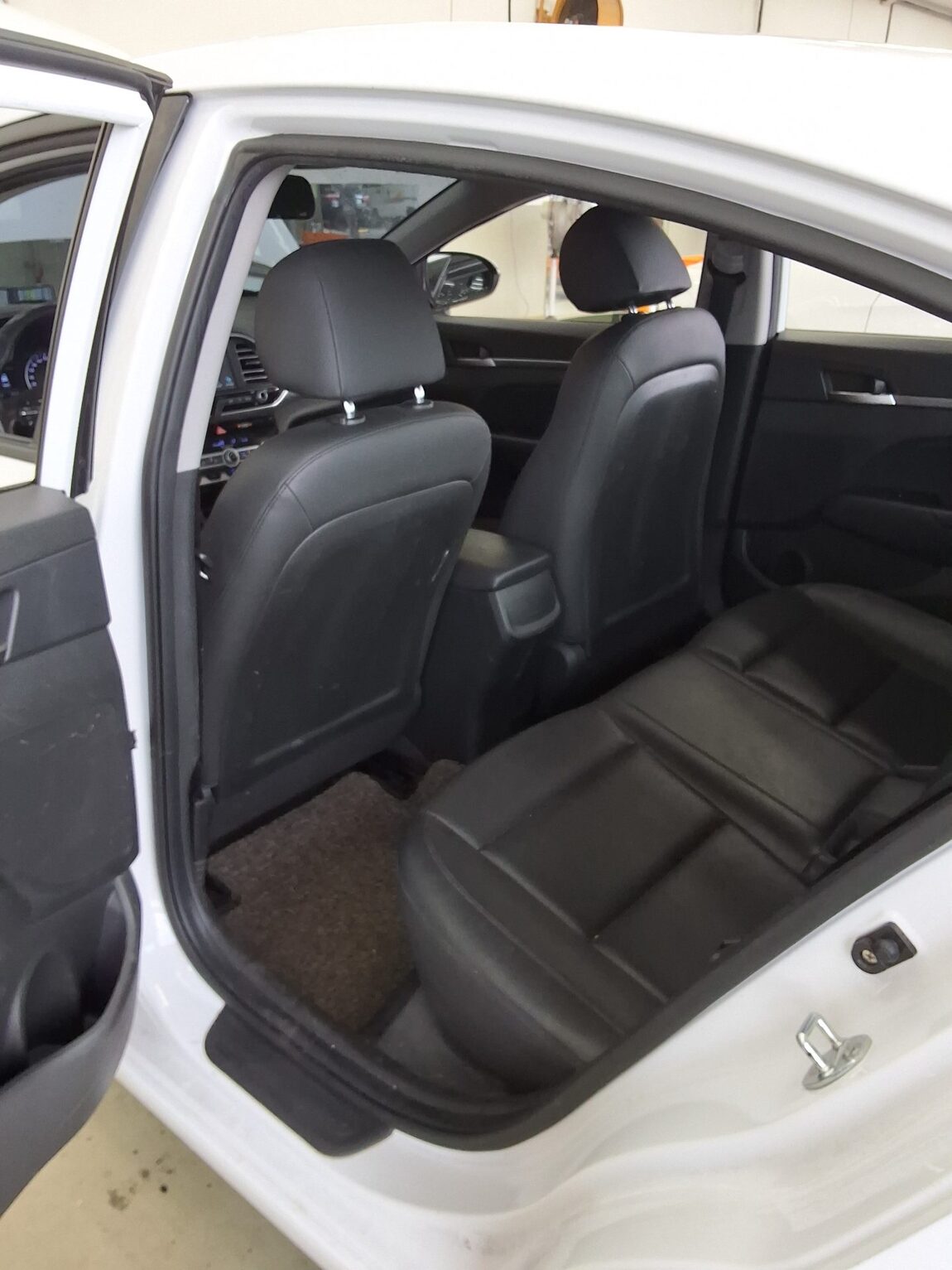 HYUNDAI THE NEW AVANTE AD 1.6 GASOLINE BEST CHOICE 2020 - zdjęcie 12
