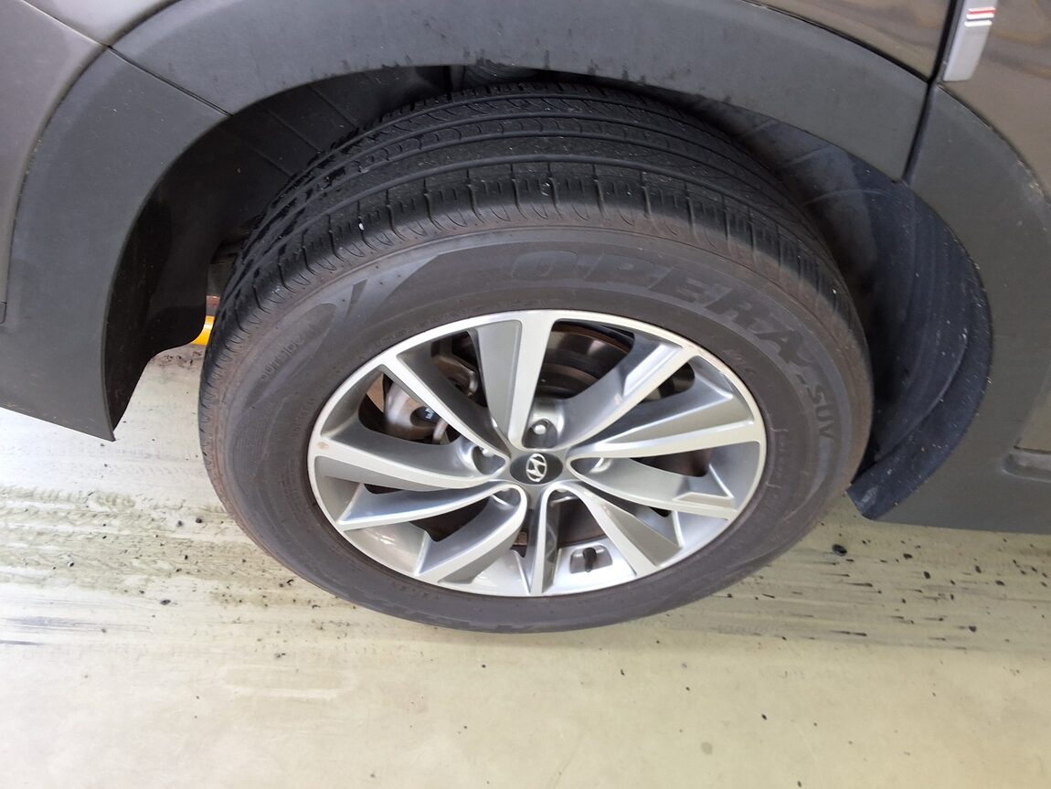 HYUNDAI SANTA FE (TM) R2.0 2WD PREMIUM 2019 - zdjęcie 23