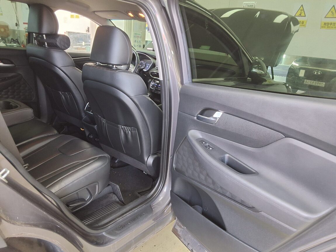 HYUNDAI SANTA FE (TM) R2.0 2WD PREMIUM 2019 - zdjęcie 13