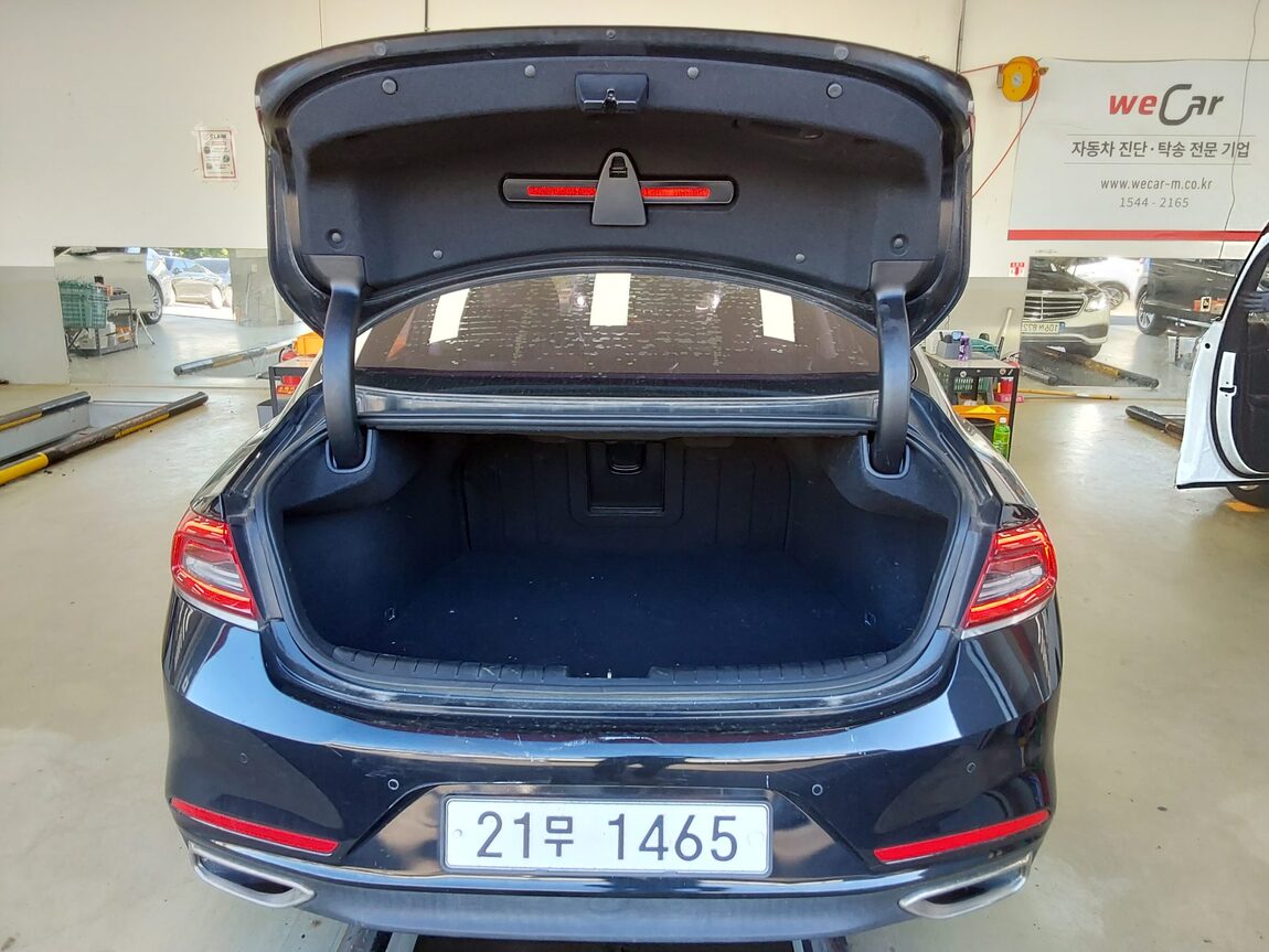 HYUNDAI GRANDEUR IG 2.4 GDi PREMIUM SPECIAL 2018 - zdjęcie 15