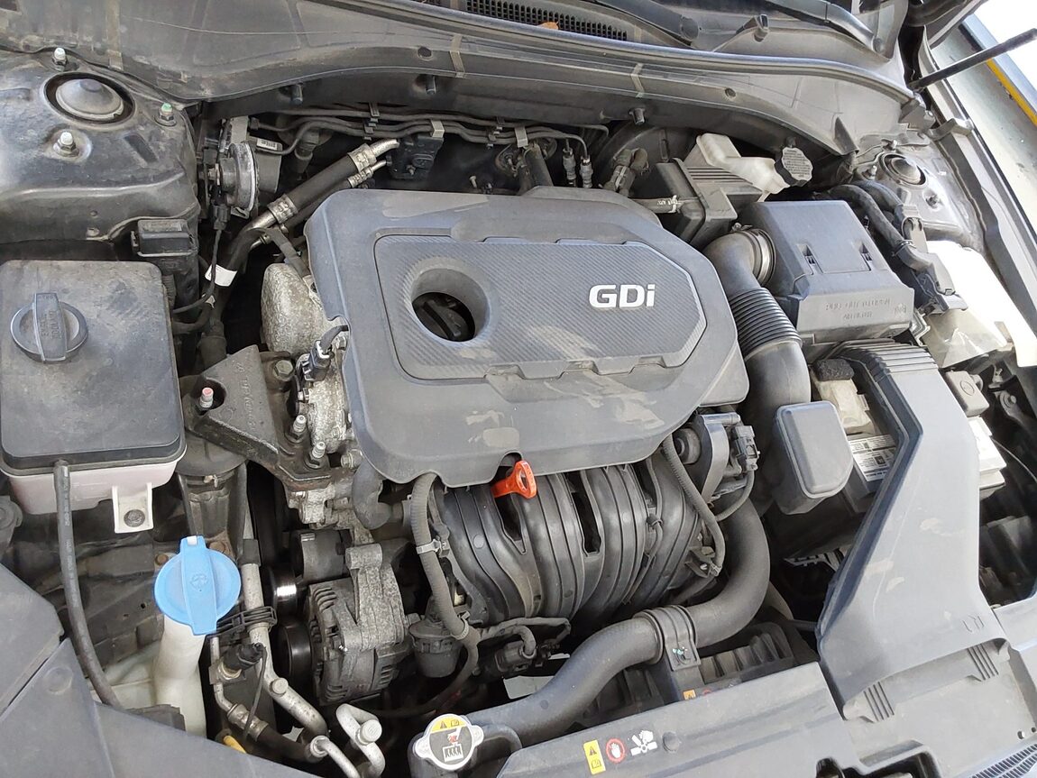 HYUNDAI GRANDEUR IG 2.4 GDi PREMIUM SPECIAL 2018 - zdjęcie 19