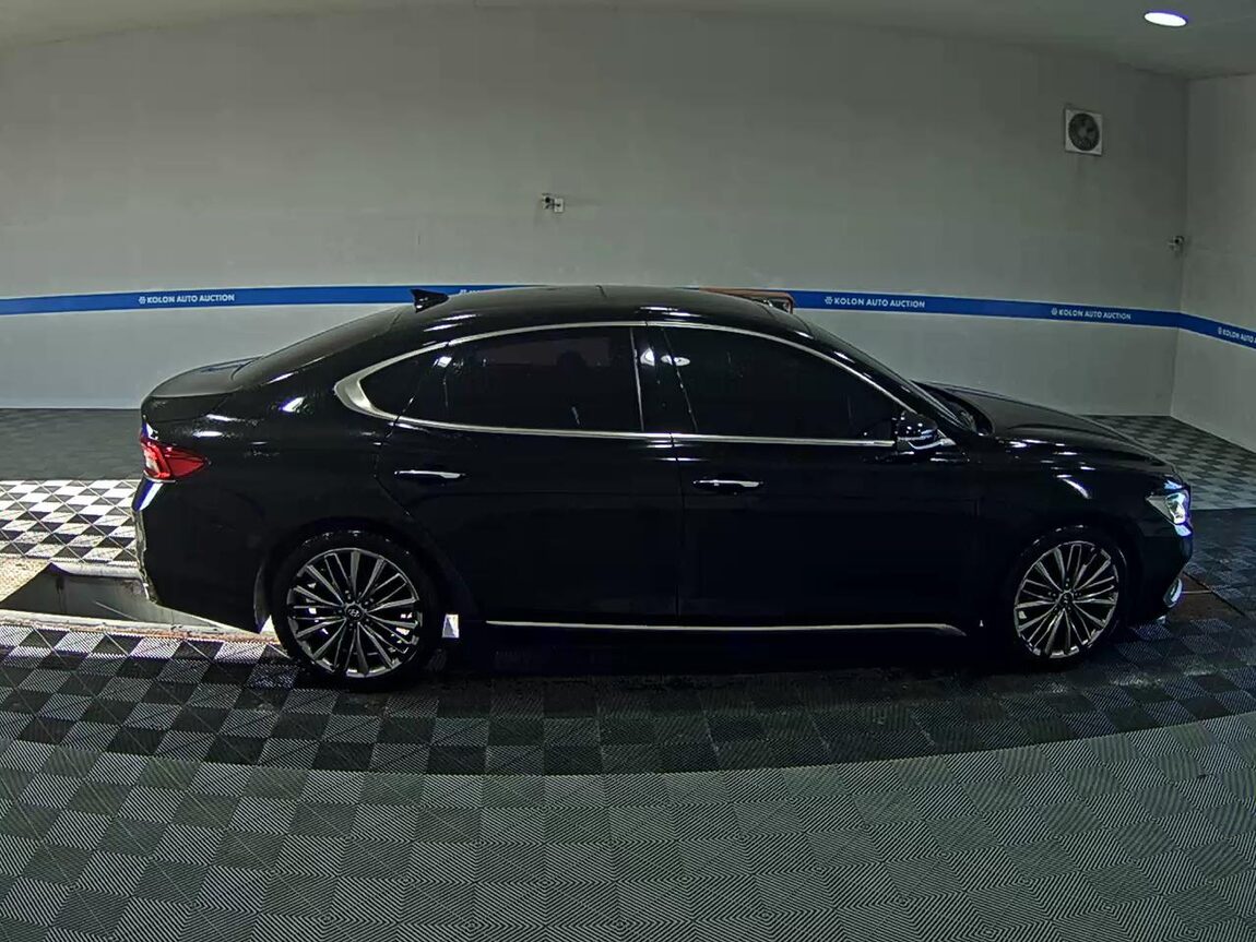 HYUNDAI GRANDEUR IG 2.4 GDi PREMIUM SPECIAL 2018 - zdjęcie 4