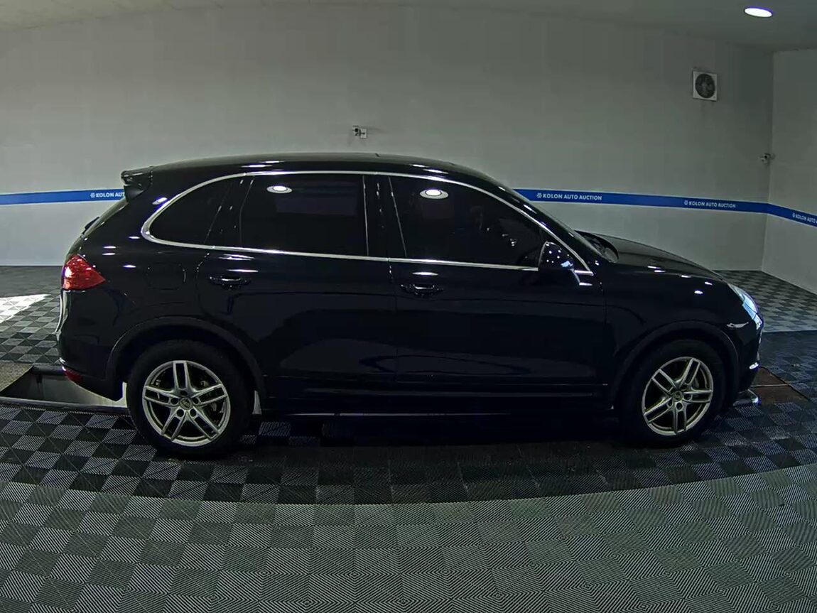 PORSCHE CAYENNE (2ND GEN) 4.8 S 2011 - zdjęcie 4