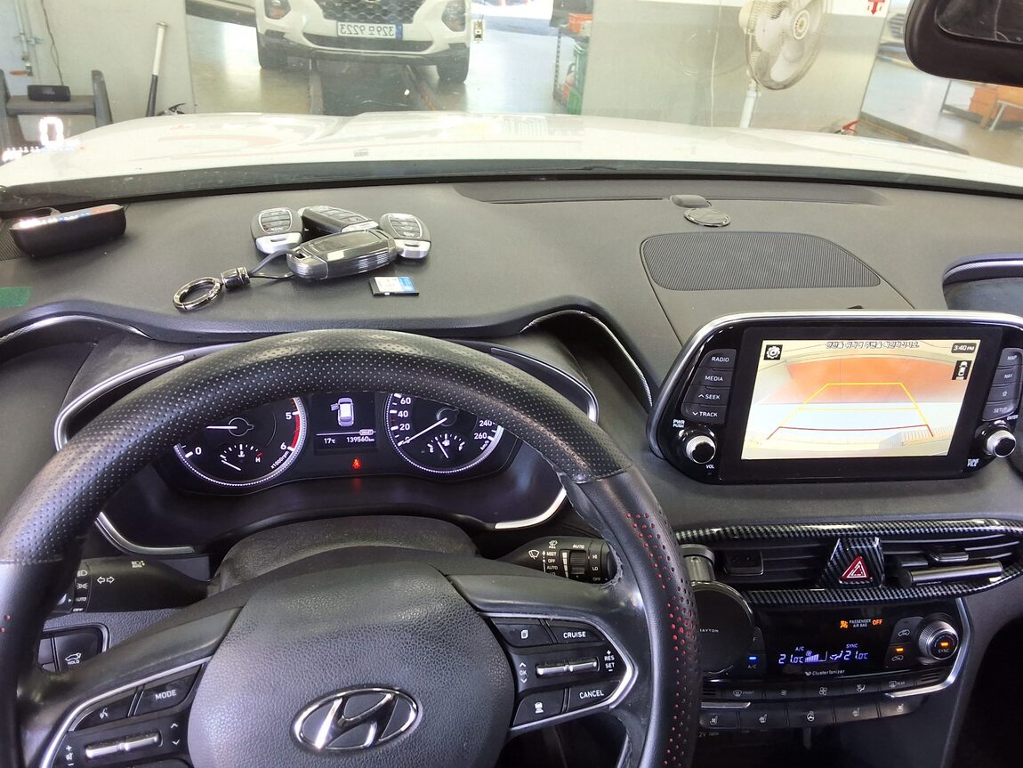 HYUNDAI SANTA FE (TM) R2.0 2WD EXCLUSIVE SPECIAL 2019 - zdjęcie 18