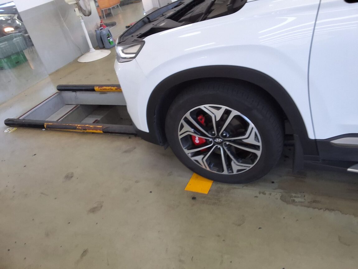HYUNDAI SANTA FE (TM) R2.0 2WD EXCLUSIVE SPECIAL 2019 - zdjęcie 21