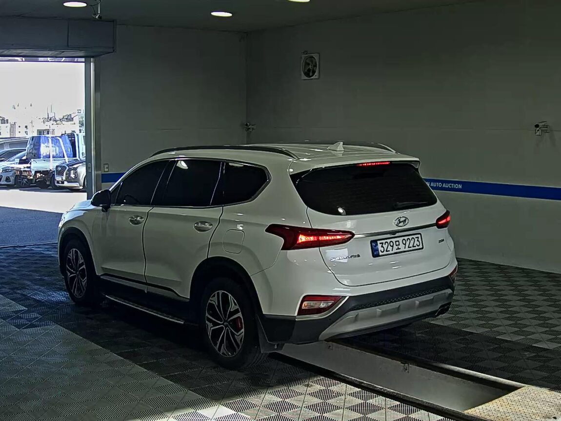 HYUNDAI SANTA FE (TM) R2.0 2WD EXCLUSIVE SPECIAL 2019 - zdjęcie 6