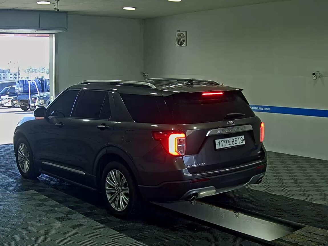 FORD EXPLORER (6TH GEN) 2.3 AWD LIMITED 2020 - zdjęcie 6