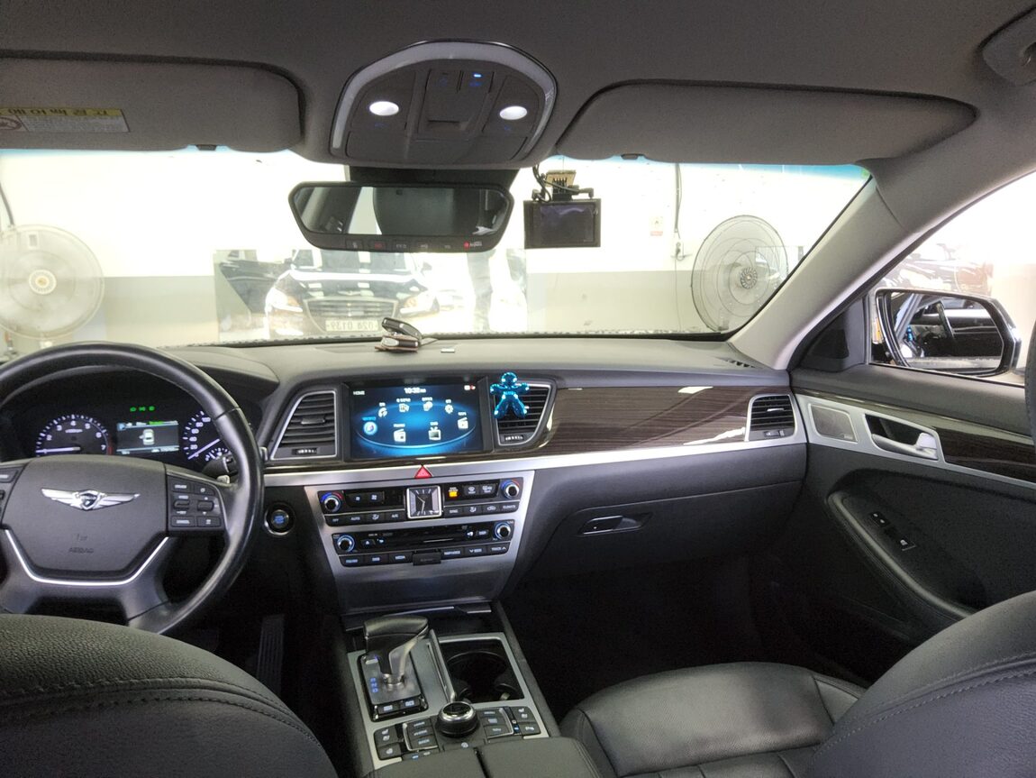 GENESIS G80 3.3 GDi AWD PREMIUM LUXURY 2017 - zdjęcie 11