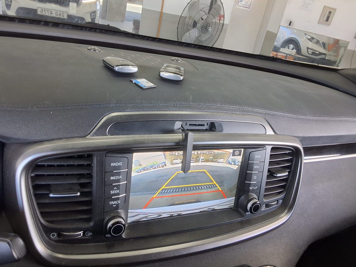 KIA THE NEW SORENTO DIESEL R2.2 2WD NOBLESSE SPECIAL 2019 - zdjęcie 18