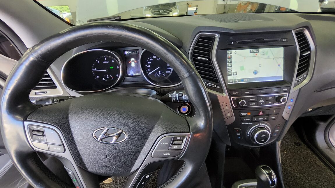 HYUNDAI SANTA FE THE PRIME DIESEL R2.0 2WD EXCLUSIVE SPECIAL 2017 - zdjęcie 18