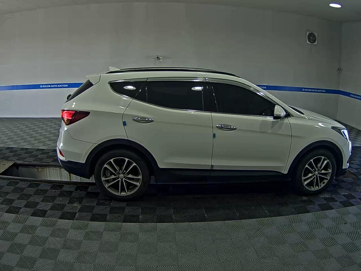 HYUNDAI SANTA FE THE PRIME DIESEL R2.0 2WD EXCLUSIVE SPECIAL 2017 - zdjęcie 4