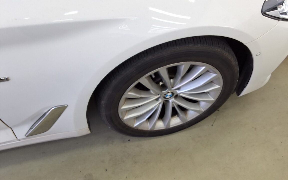 BMW 5 SERIES (7TH GEN) 520d LUXURY LINE SPECIAL 2018 - zdjęcie 26