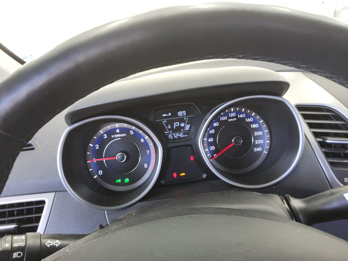 HYUNDAI THE NEW AVANTE MD 1.6 GDi SMART 2016 - zdjęcie 9