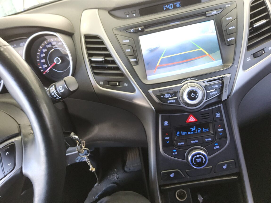 HYUNDAI THE NEW AVANTE MD 1.6 GDi SMART 2016 - zdjęcie 17