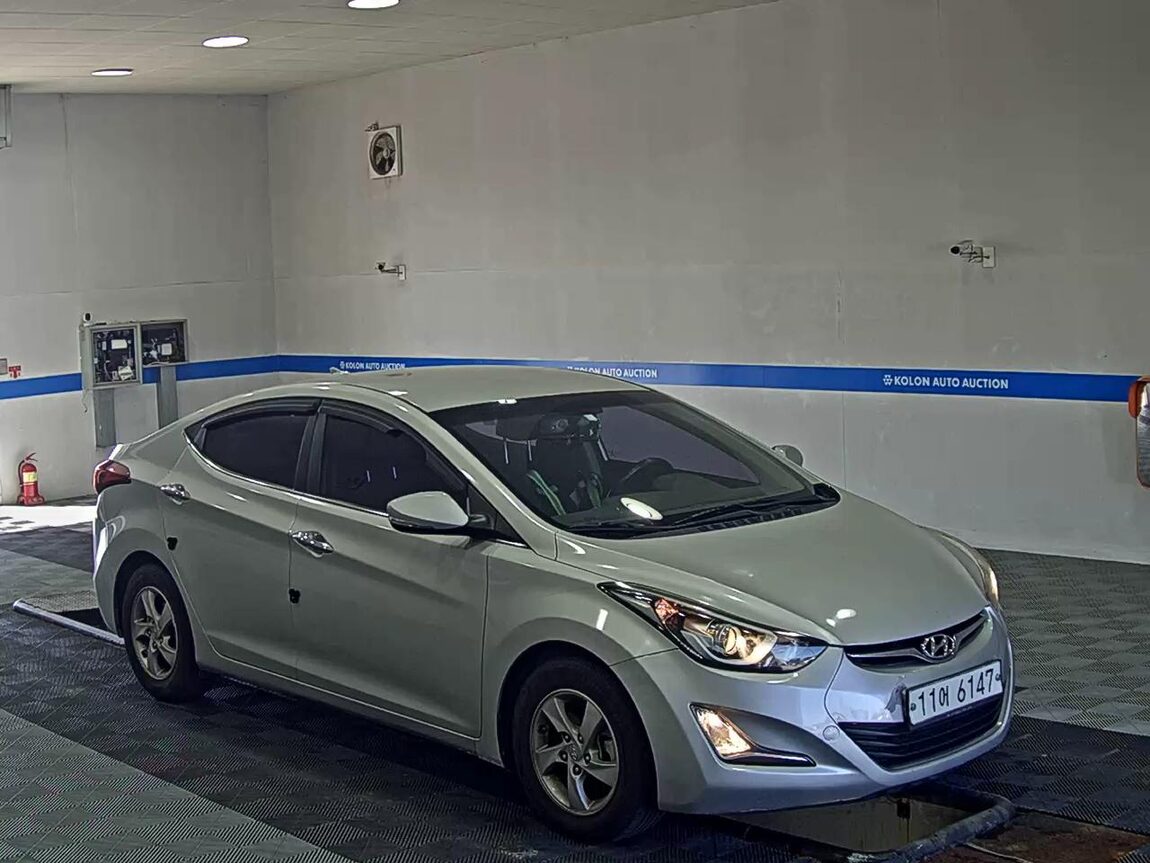 HYUNDAI THE NEW AVANTE MD 1.6 GDi SMART 2016 - zdjęcie 3