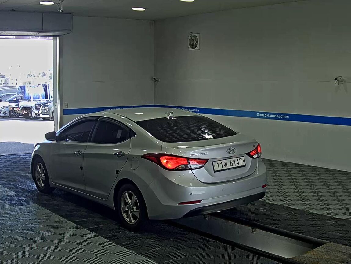 HYUNDAI THE NEW AVANTE MD 1.6 GDi SMART 2016 - zdjęcie 6