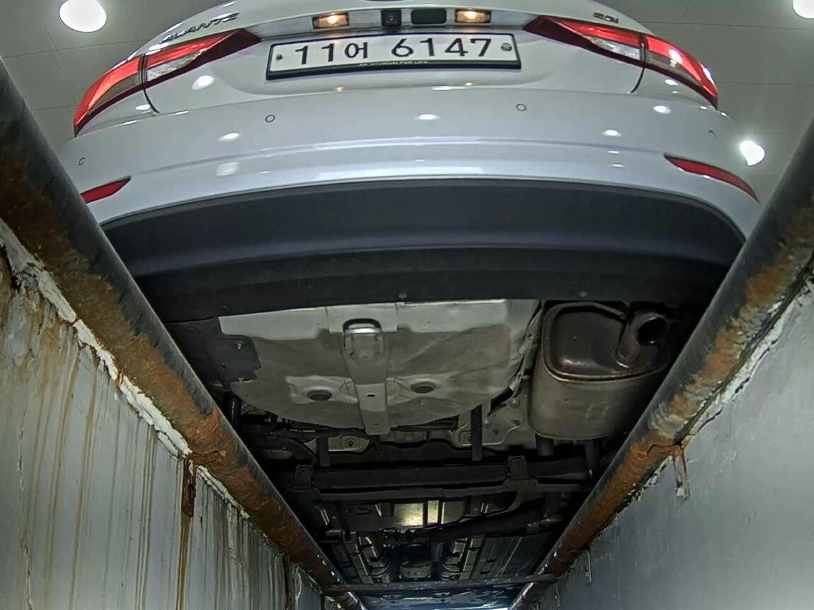HYUNDAI THE NEW AVANTE MD 1.6 GDi SMART 2016 - zdjęcie 8