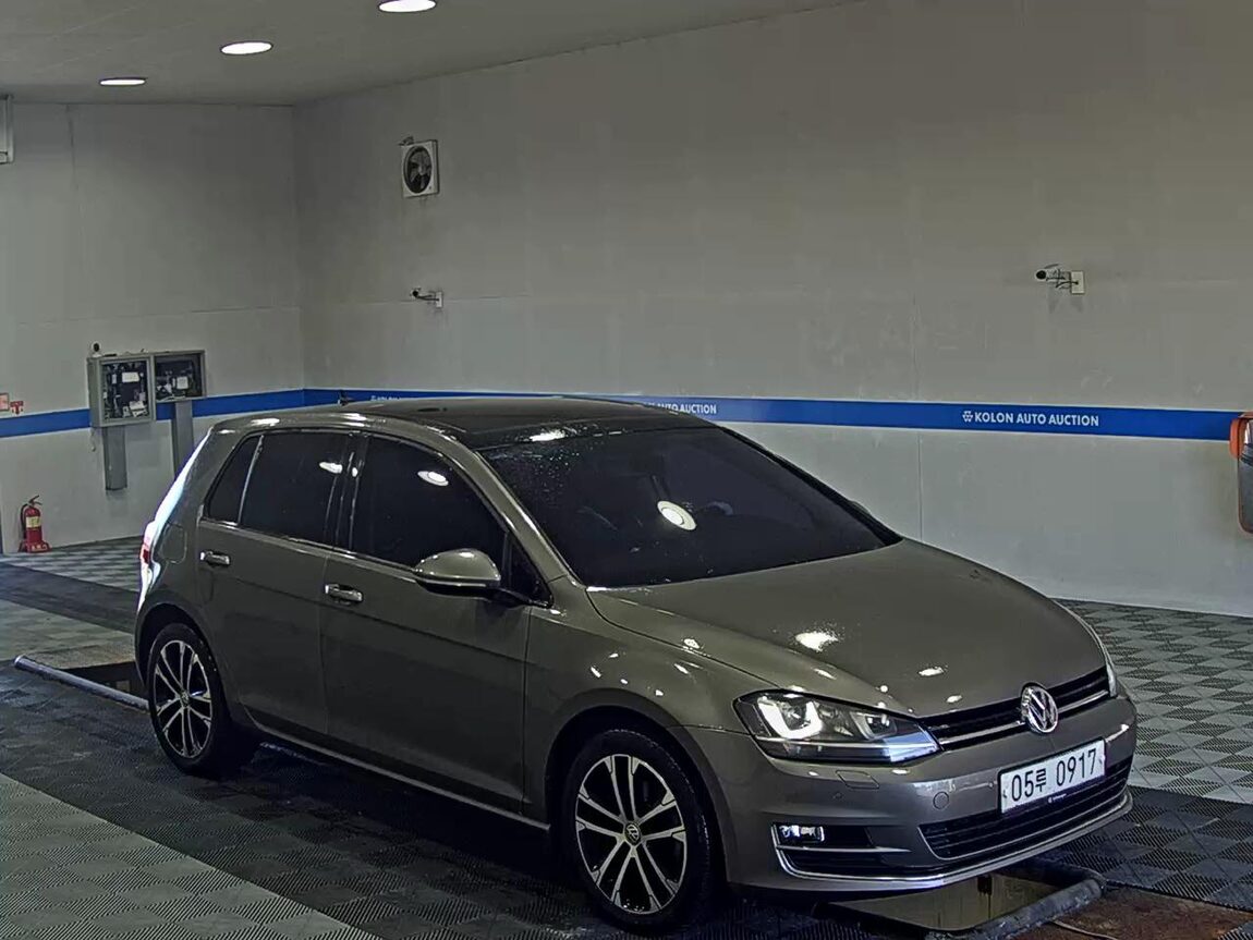 VOLKSWAGEN GOLF (7TH GEN) 2.0 TDI PREMIUM 2015 - zdjęcie 3