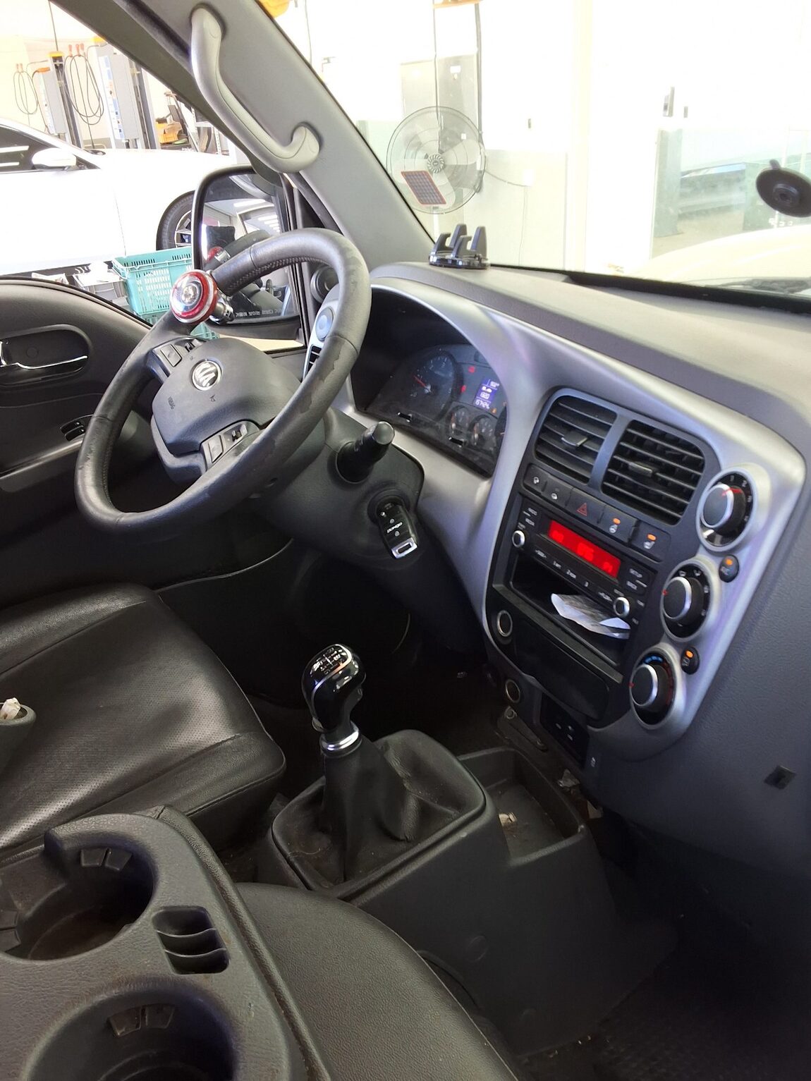 KIA BONGO III CARGO 1.2 TON KING CAB EXTRA LONG WHEELBASE 2017 - zdjęcie 11