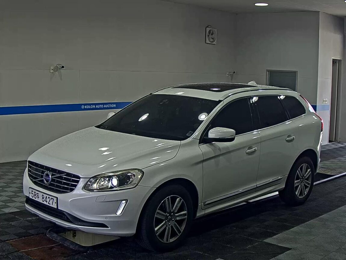 VOLVO XC60 (1ST GEN) D4 SUMMUM 2017 - zdjęcie 2
