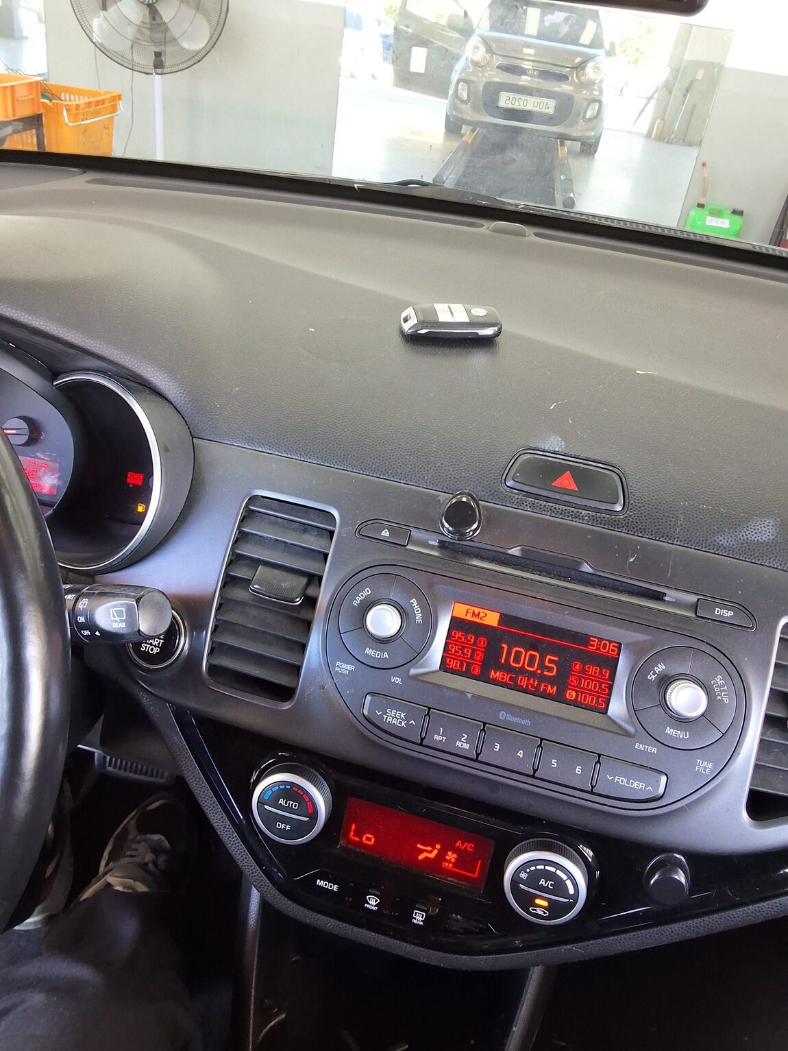 KIA THE NEW MORNING GASOLINE LUXURY 2016 - zdjęcie 17