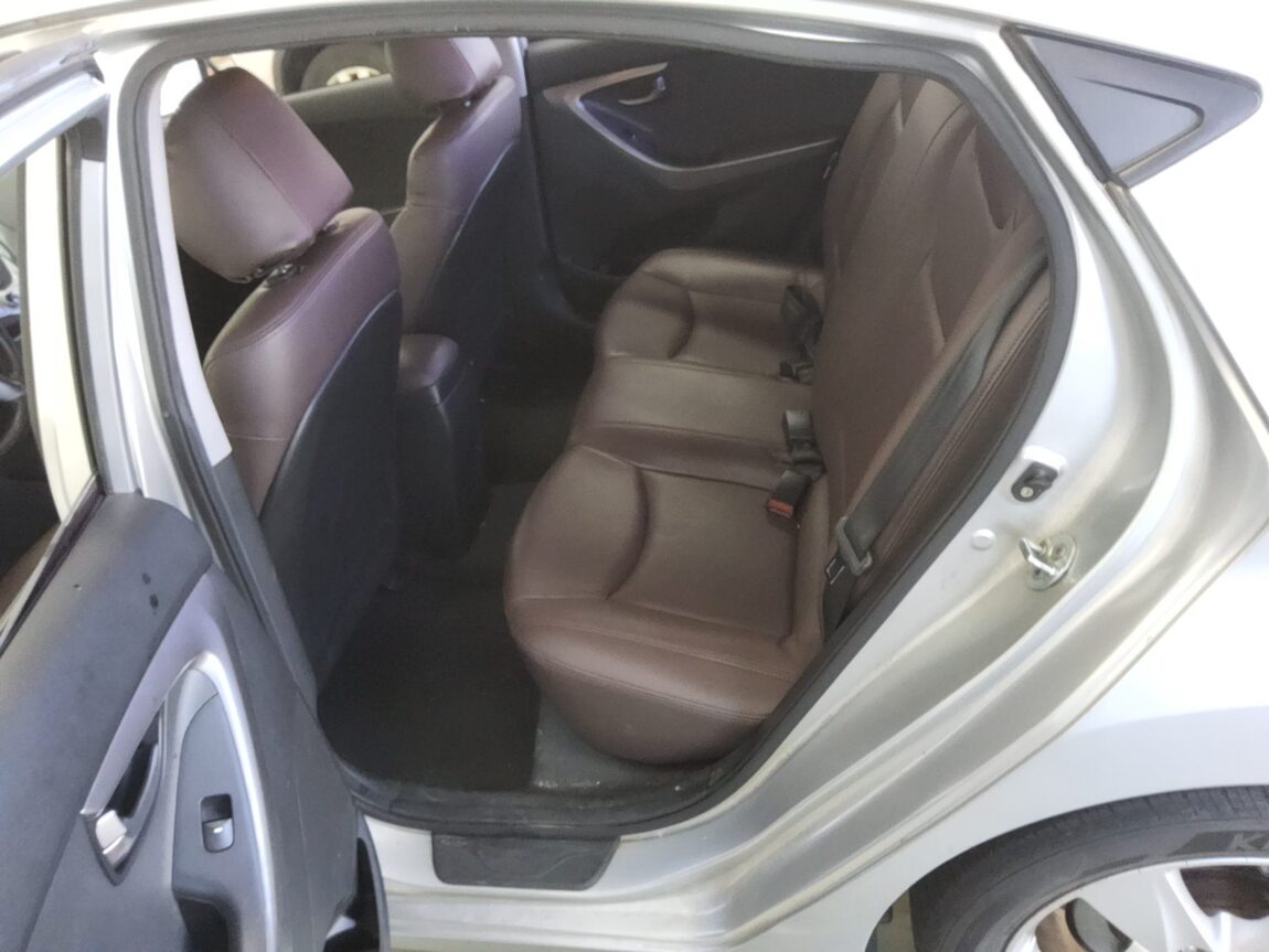 HYUNDAI AVANTE MD M16 GDi LUXURY 2012 - zdjęcie 12
