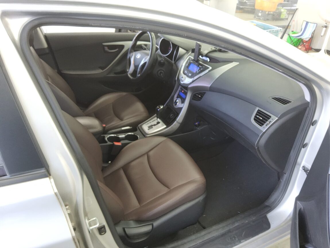 HYUNDAI AVANTE MD M16 GDi LUXURY 2012 - zdjęcie 14