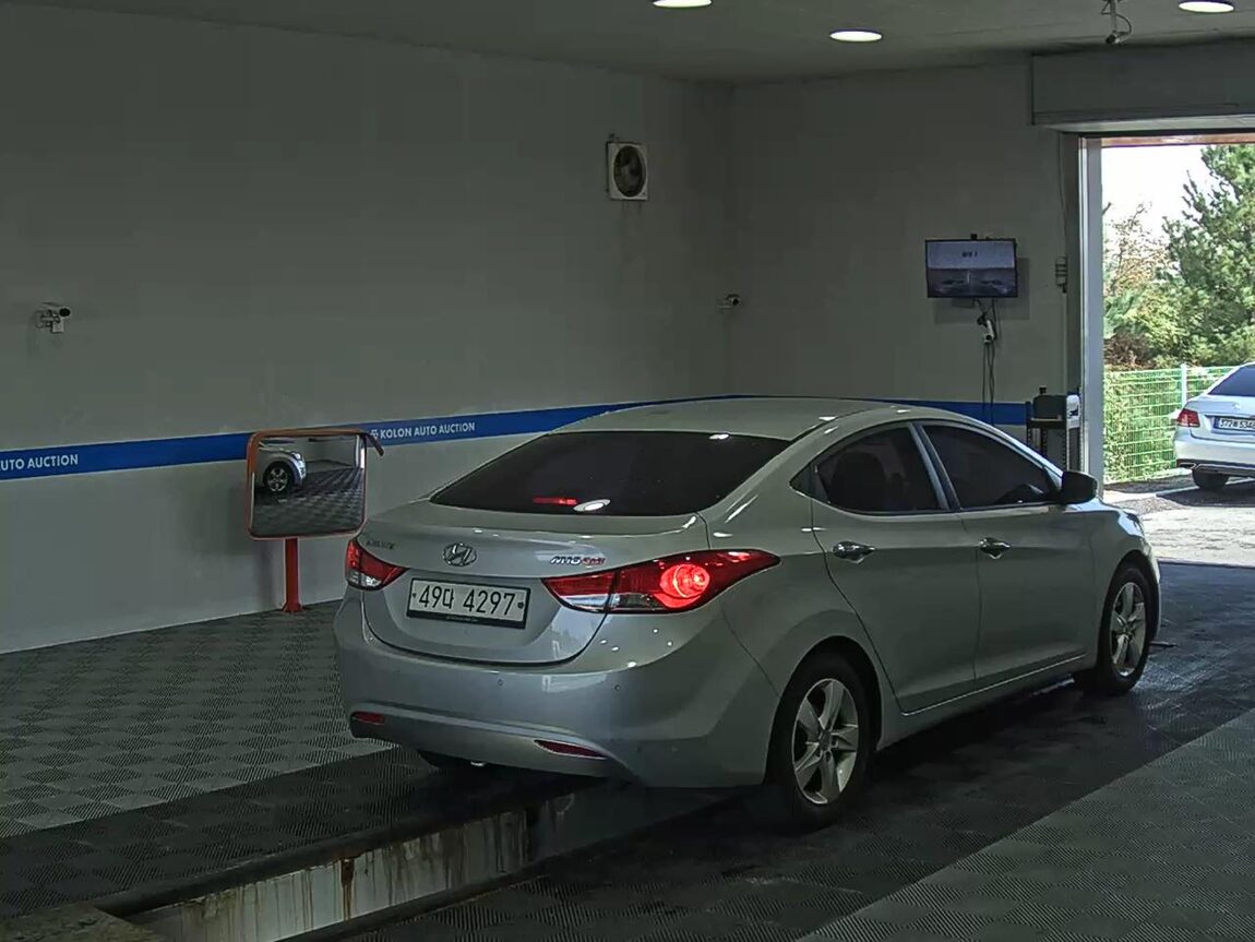 HYUNDAI AVANTE MD M16 GDi LUXURY 2012 - zdjęcie 5