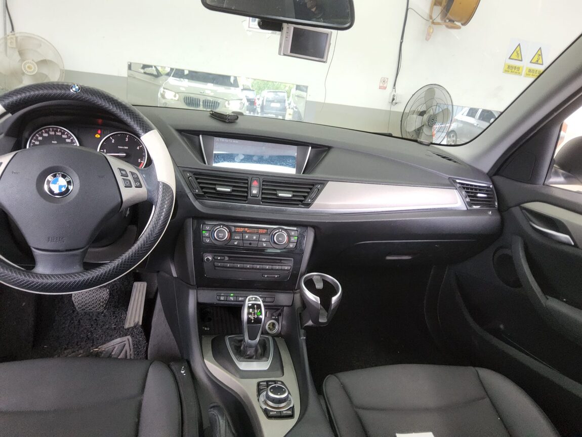 BMW X1 20d xDRIVE 2014 - zdjęcie 11