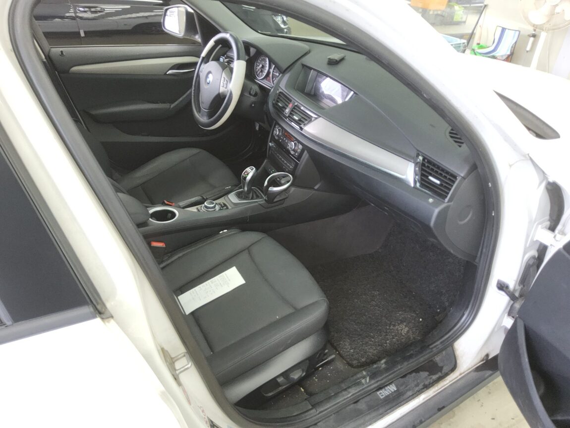 BMW X1 20d xDRIVE 2014 - zdjęcie 14