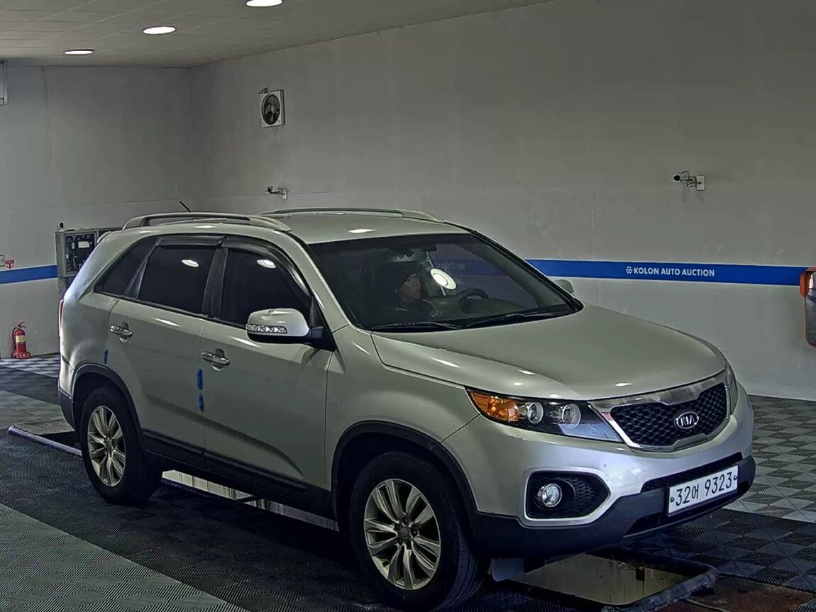 KIA SORENTO R DIESEL 2.0 2WD TLX LUXURY MODEL 2011 - zdjęcie 3