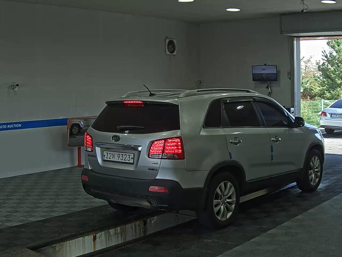 KIA SORENTO R DIESEL 2.0 2WD TLX LUXURY MODEL 2011 - zdjęcie 5