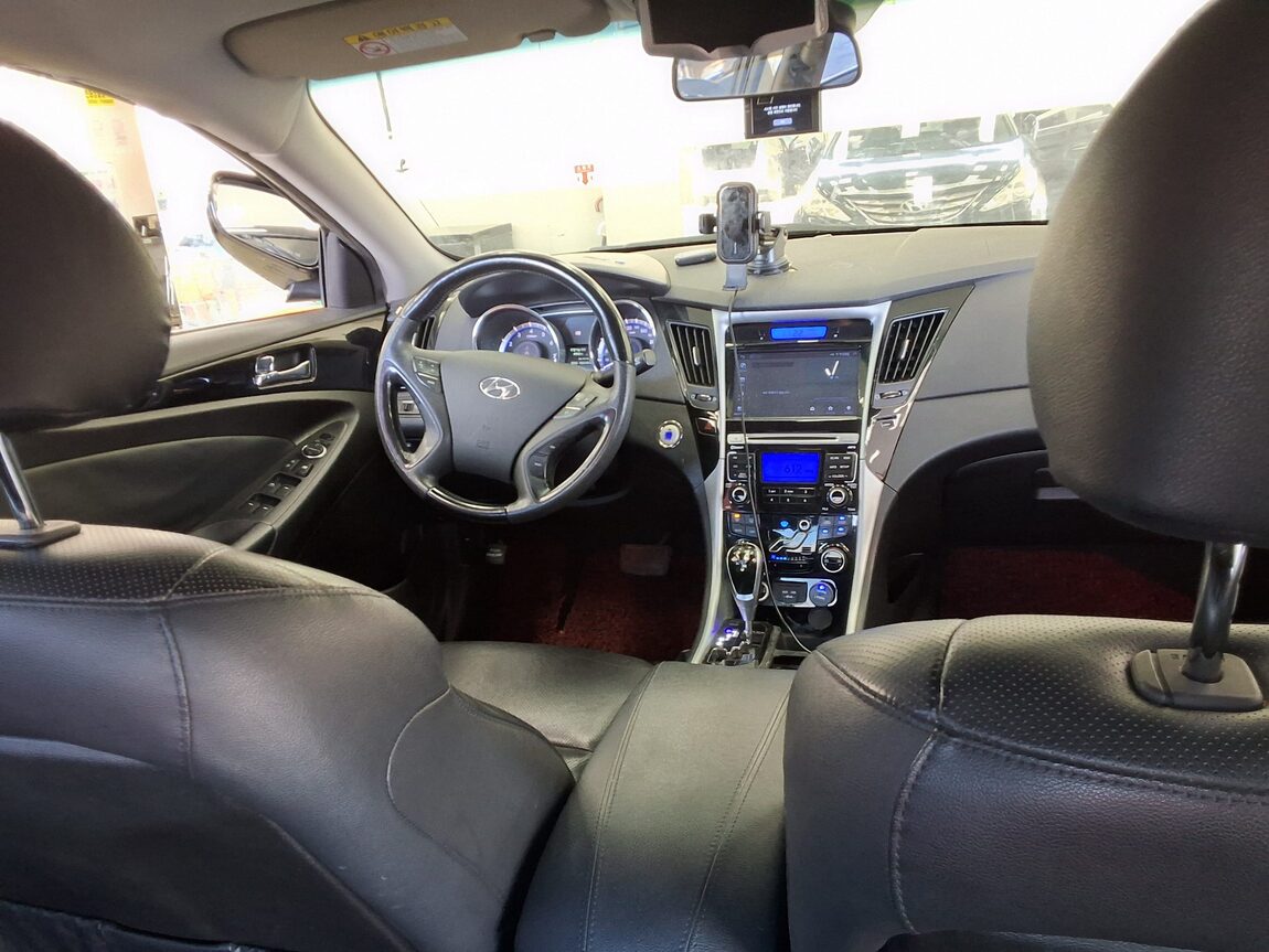 HYUNDAI YF SONATA Y20 PREMIER PREMIUM MODEL 2010 - zdjęcie 11