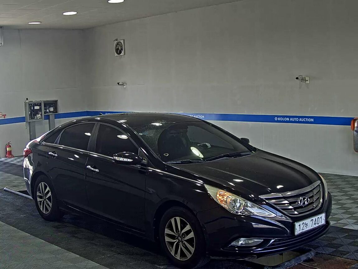 HYUNDAI YF SONATA Y20 PREMIER PREMIUM MODEL 2010 - zdjęcie 3