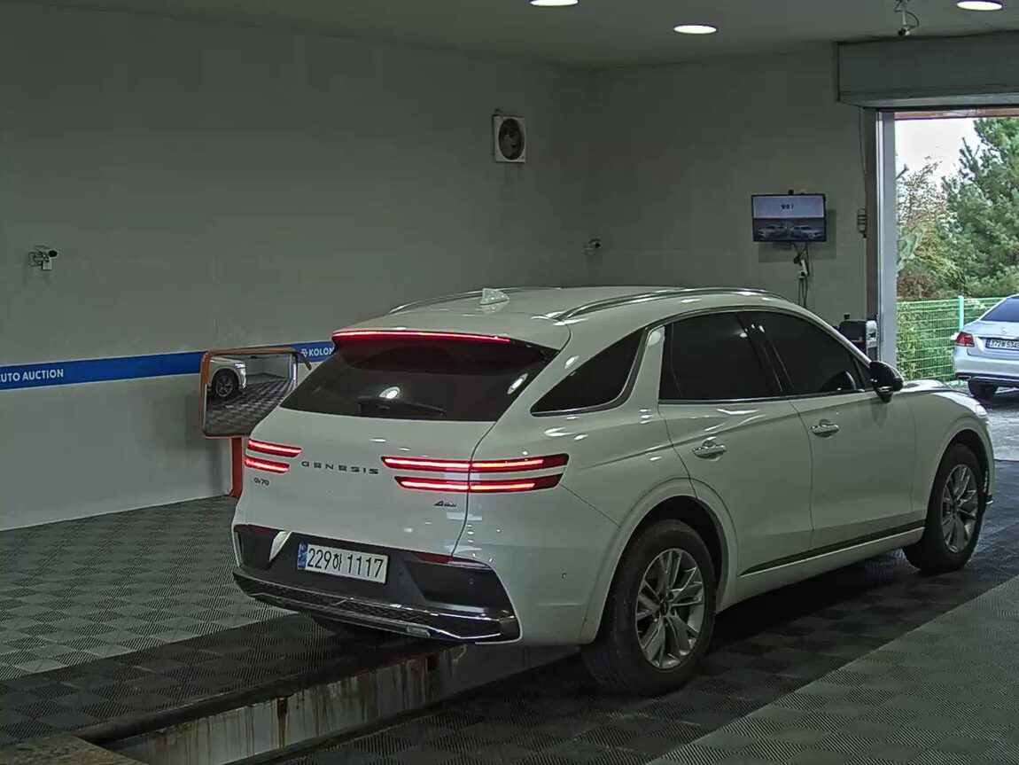 GENESIS NEW GV70 2.5T AWD STANDARD 2025 - zdjęcie 5