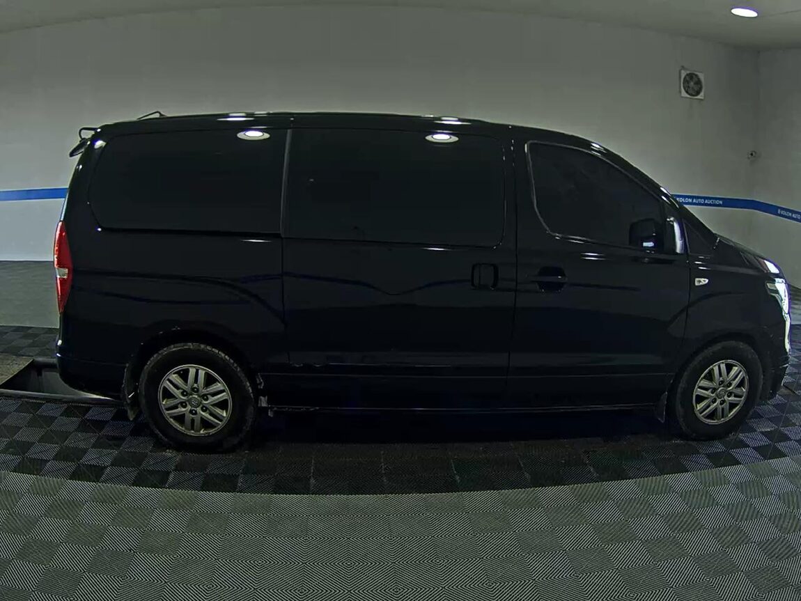 HYUNDAI THE NEW GRAND STAREX 5-SEATER DIESEL VAN SMART 2019 - zdjęcie 4