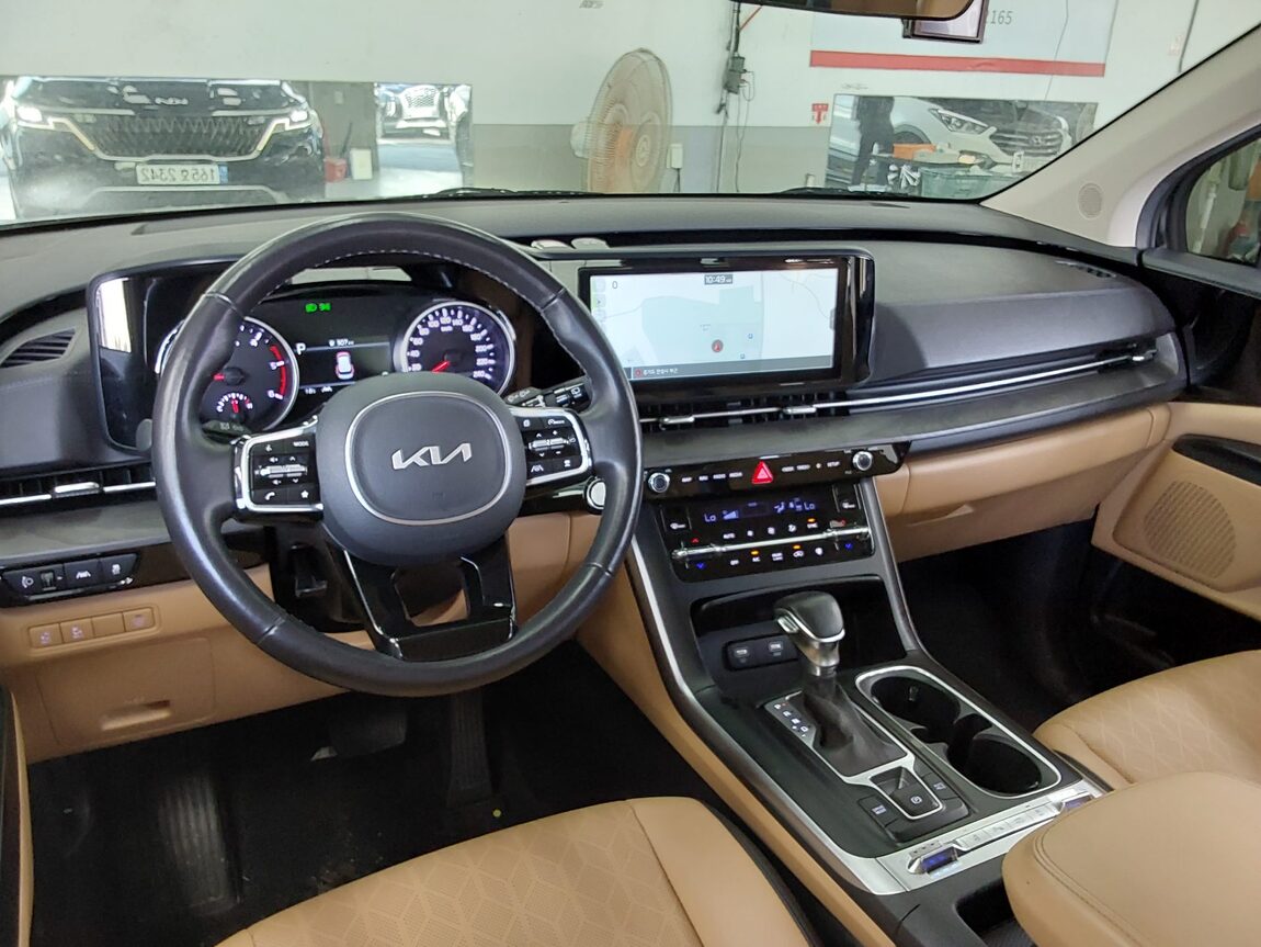 KIA NEW CARNIVAL (KA4) 9-SEATER DIESEL PRESTIGE 2023 - zdjęcie 11
