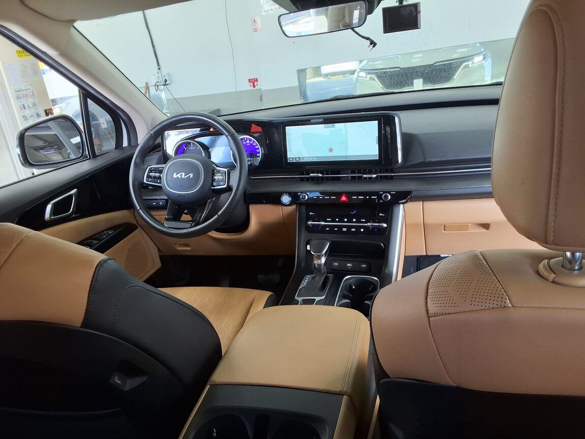 KIA NEW CARNIVAL (KA4) 9-SEATER DIESEL PRESTIGE 2023 - zdjęcie 11