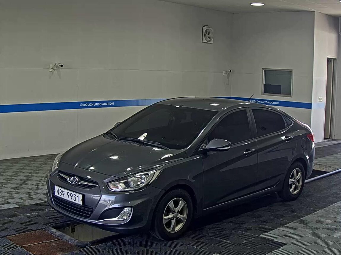 HYUNDAI NEW ACCENT 1.4 VVT PREMIER 2012 - zdjęcie 2