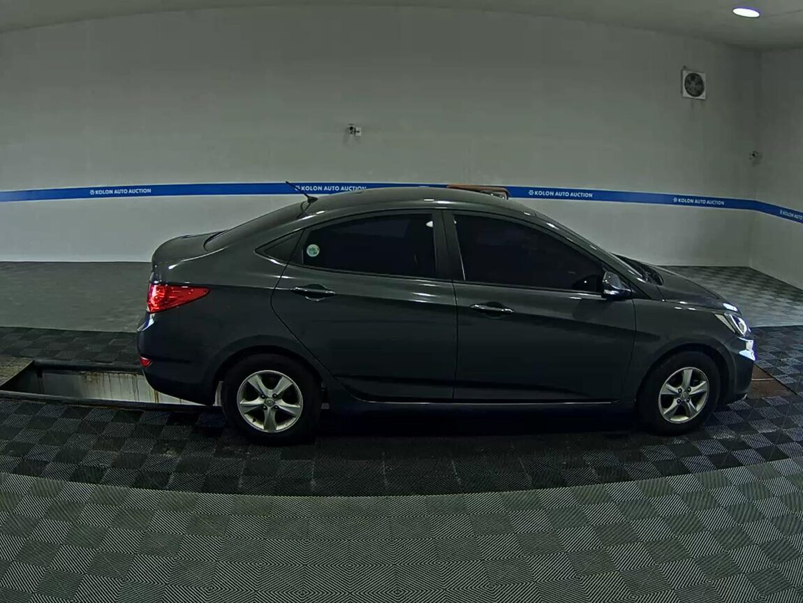 HYUNDAI NEW ACCENT 1.4 VVT PREMIER 2012 - zdjęcie 4