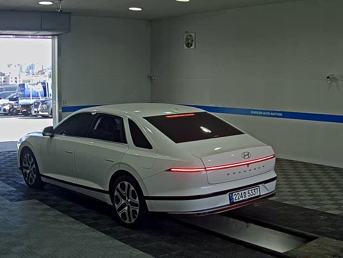 HYUNDAI THE ALL NEW GRANDEUR GASOLINE 2.5 EXCLUSIVE 2025 - zdjęcie 6