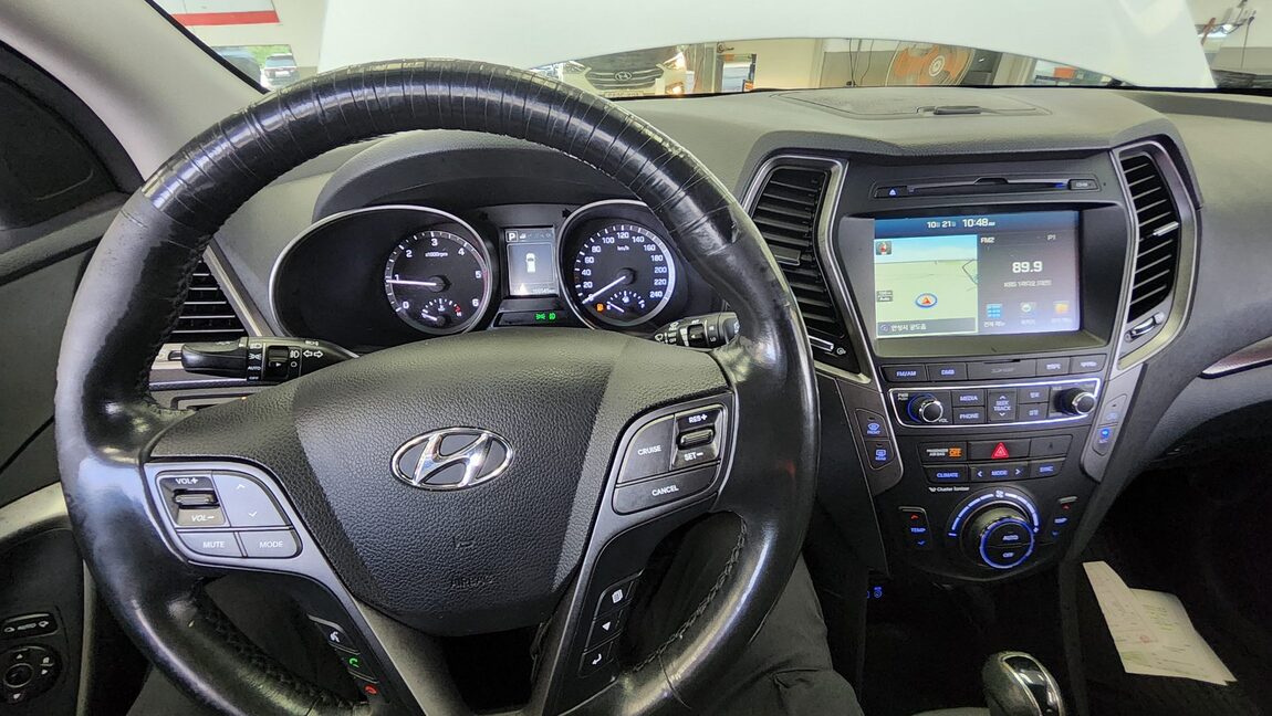 HYUNDAI SANTA FE THE PRIME DIESEL R2.0 2WD PREMIUM 2018 - zdjęcie 17