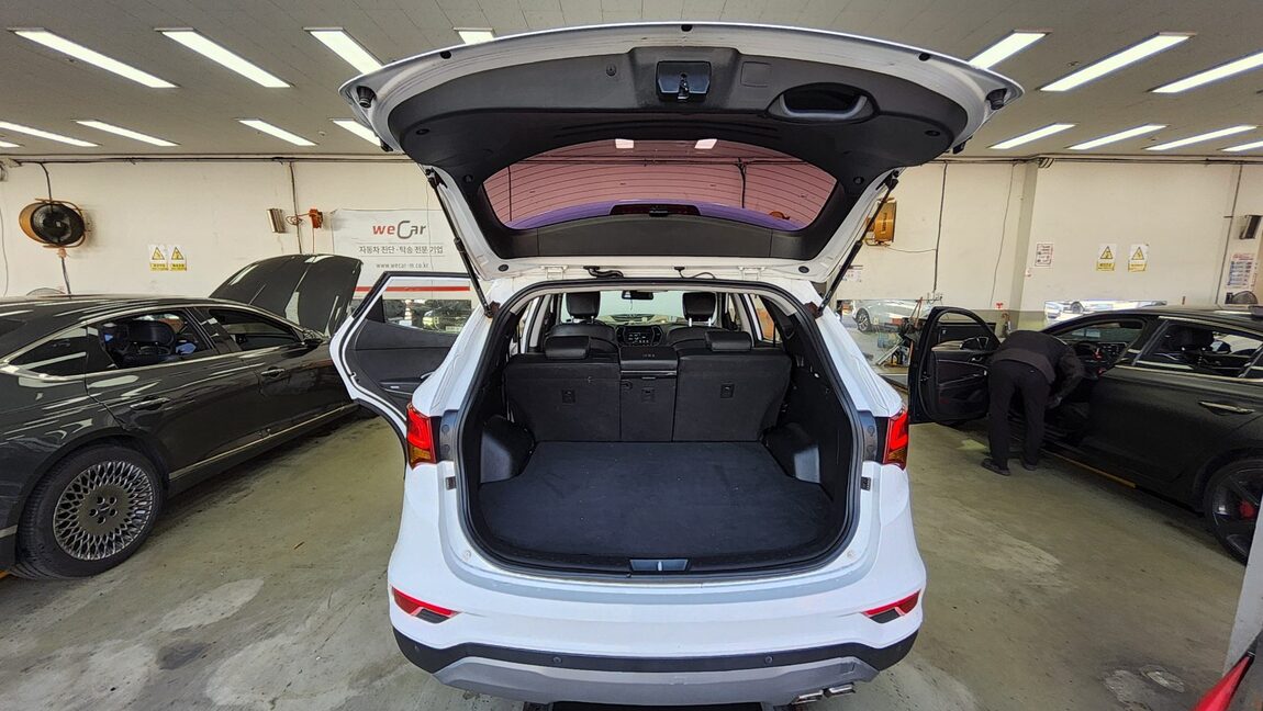 HYUNDAI SANTA FE THE PRIME DIESEL R2.0 2WD PREMIUM 2018 - zdjęcie 15